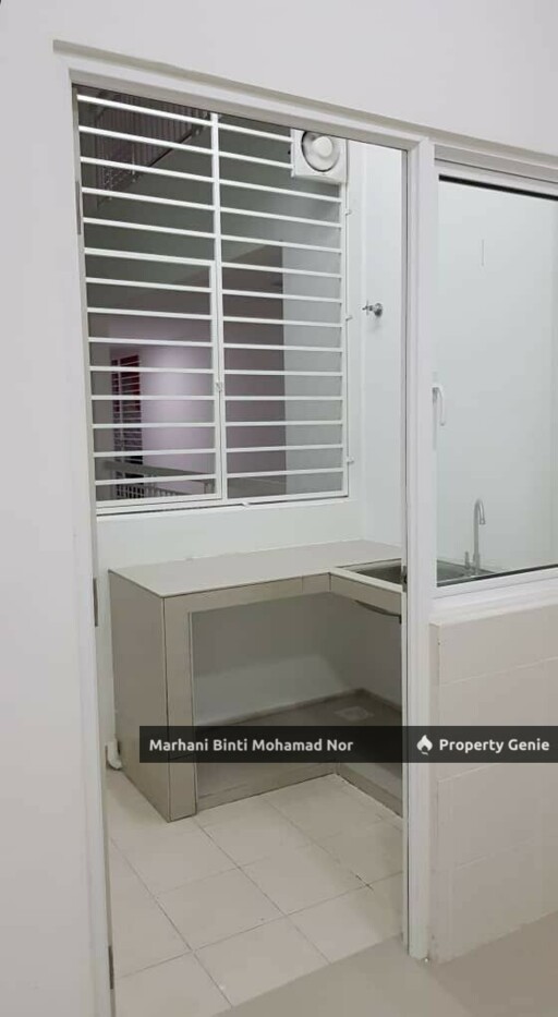 Partial Furnish • Saville D’Lake • Puchong