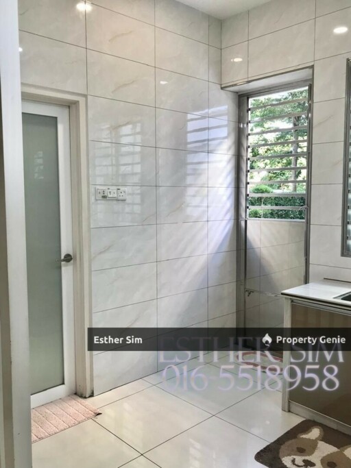 With Private Lift | 3.5-Storey Luxury Terrace @  Taman Vila Oren, Jalan Song Bang Kheng
