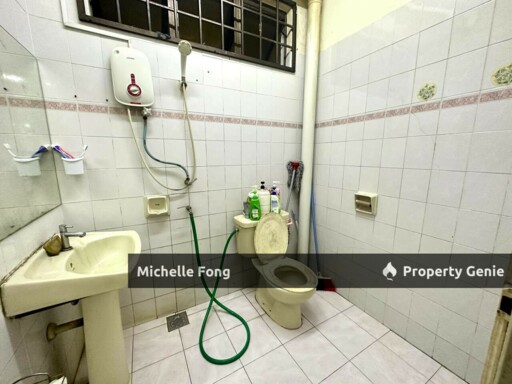 Taman Daya @ Jalan Rumbia / Double Storey Terrace 22x70 / Fully Extended / Unblock View