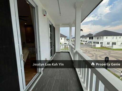 Eco Majestic, Semenyih STONERIDGE