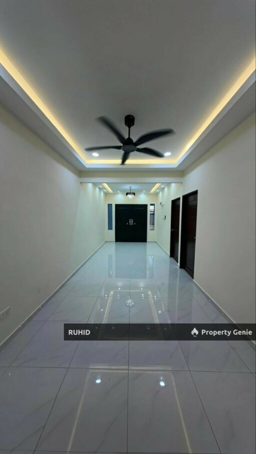 Corner Lot Single Storey House, Taman Sri Pulai – Freehold, 2,000 Sqft