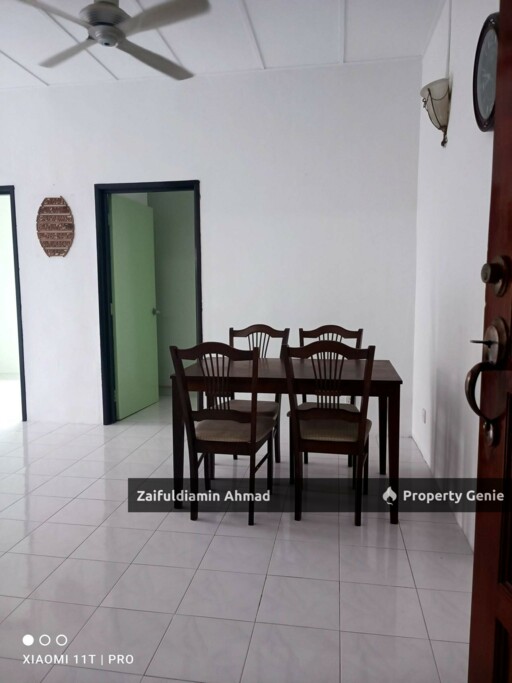 Convenient Living: Pangsapuri Putra Indah Near MRT & Amenities