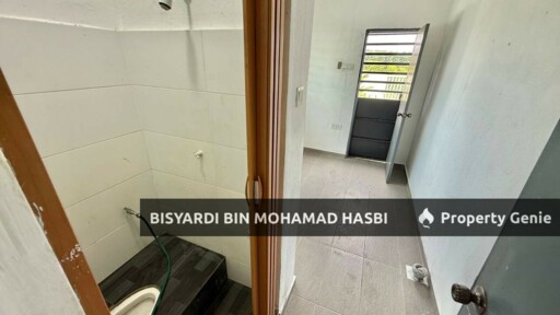 Facing Open Corner Lot Renovated Double Storey Tiara Sendayan Presint 2 Labu, Negeri Sembilan.