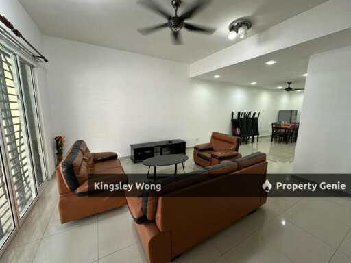 Pengkalan Tiara Double Storey Terrace House  Gated Guarded Facing North For Sale