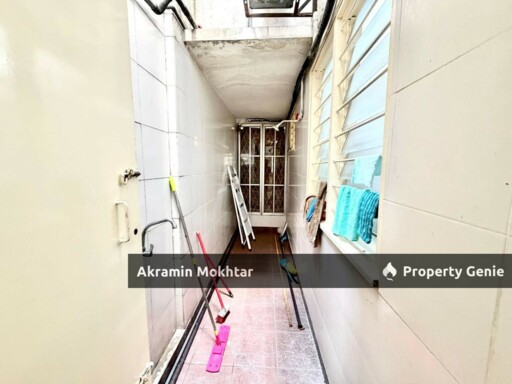 Freehold | 24 x 70  Double Storey Superlink House  Bandar Kinrara 2 BK2, Puchong Facing OPEN