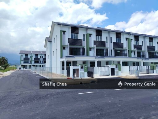 Brand New 3 Storey Terrace House @ Antara Gapi Serendah