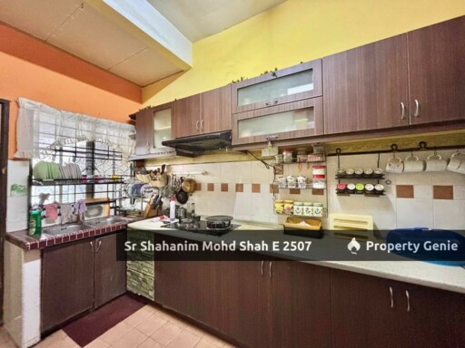 Double Storey Terrace, Jalan Suakasih, Bandar Tun Hussein Onn