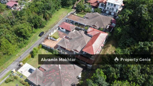 Freehold & Renovated | Setingkat Setengah Bungalow Jalan Tasik Biru Sungai Buloh