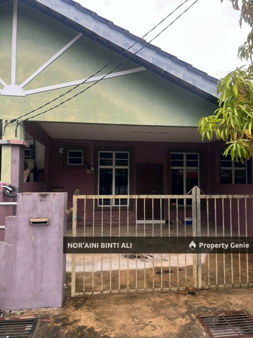 Rumah Teres Setingkat Tmn Banggol Indah, Kemaman, Terengganu