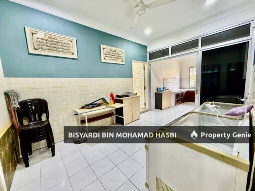 Freehold 11,144 SQ.FT Renovated Corner Lot Single Storey Bungalow Taman Bukit Chedang, Seremban.