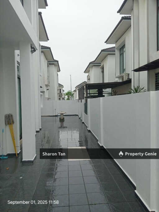 2 Storey Cluster House Taman Kota Masai Freehold Non Bumi Lot Vacant near Lotus