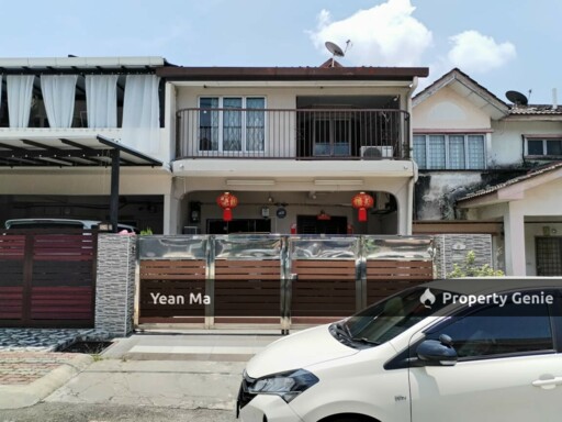 2 Storey House Desa 13 Bandar Country Homes Rawang For Sale [Renovated Unit /kitchen cabinet]