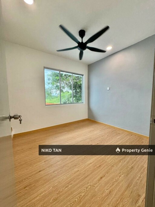 Jalan Geharu 2 Storey End Lot Taman Rinting For Sale