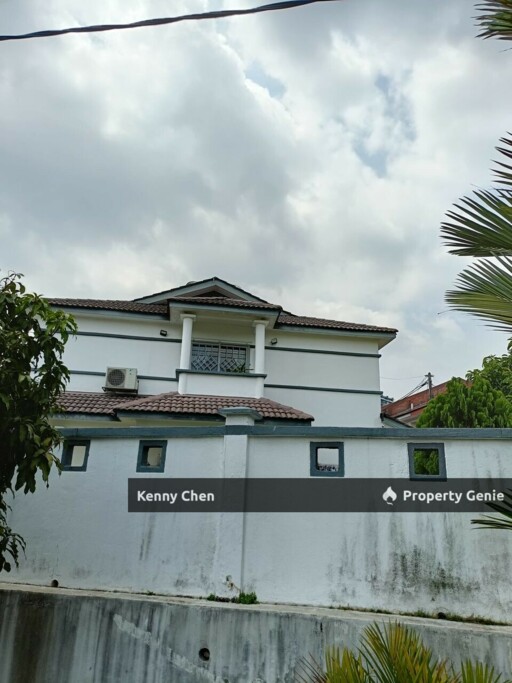 Bandar Damai Perdana Corner Link House