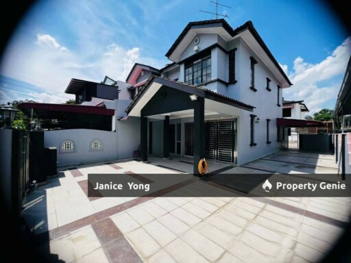 Taman Bukit Indah End Lot Terrace House