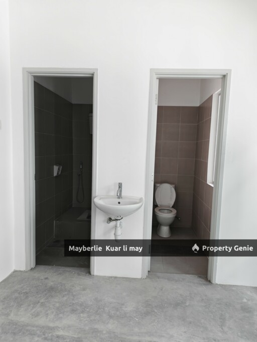 Bandar Tasik Puteri RM1.95Mil (ROI5.17%)3 Storey Shop For Sale