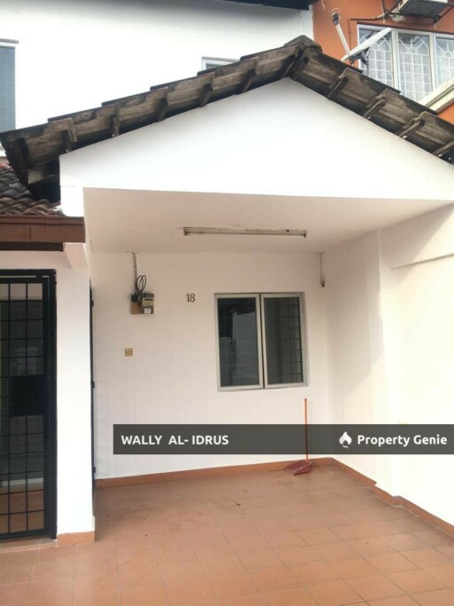 Double Storey Terrace House @ Taman Impian, Bukit Rahman Putra, Sungai Buloh