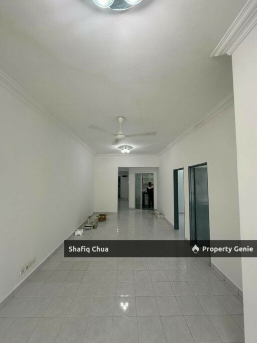 Spacious Unit Well Kept 162 Residency Apartment, Selayang For Sale