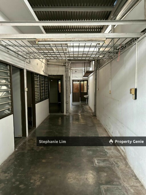 Tingkat Tembaga Greenlane Shophouse