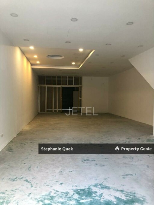 Bandar Bestari Klang Ground Floor 20x70 Shop Lot For Rent