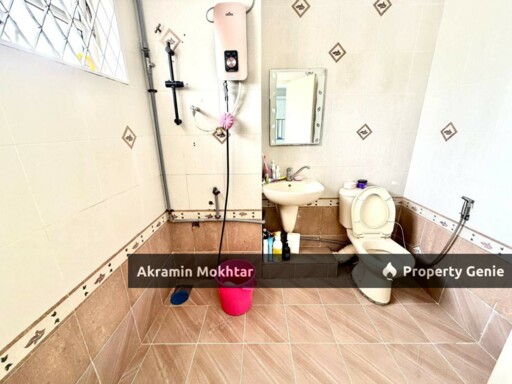 Freehold | 24 x 70  Double Storey Superlink House  Bandar Kinrara 2 BK2, Puchong Facing OPEN