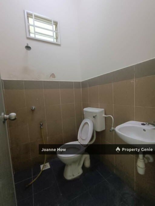 Gated Guarded Double Storey Terrace Taman Angkasa Nuri @ Presint 8