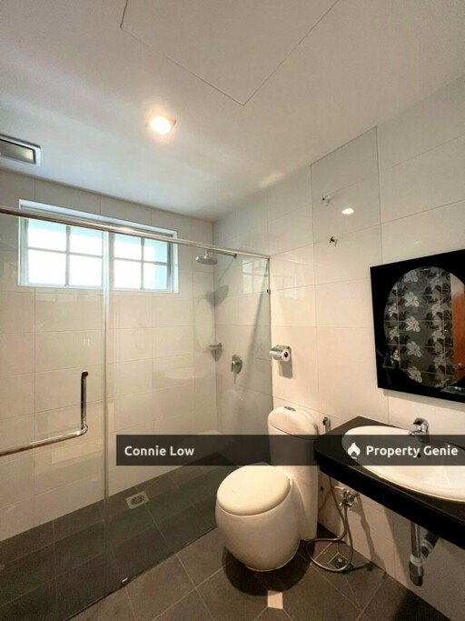 Ipoh town Freehold 3 unit 4 Storey Shop with Hotel Business for Sale