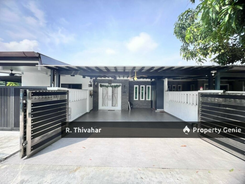 Jalan Dato Dagang Well Renovated House