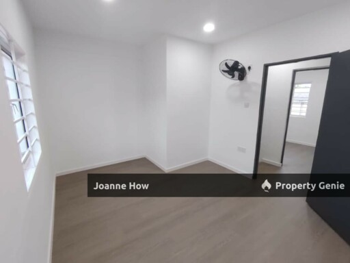 Newly Renovated Double Storey Terrace Taman Ayer Keroh Heights For Sale
