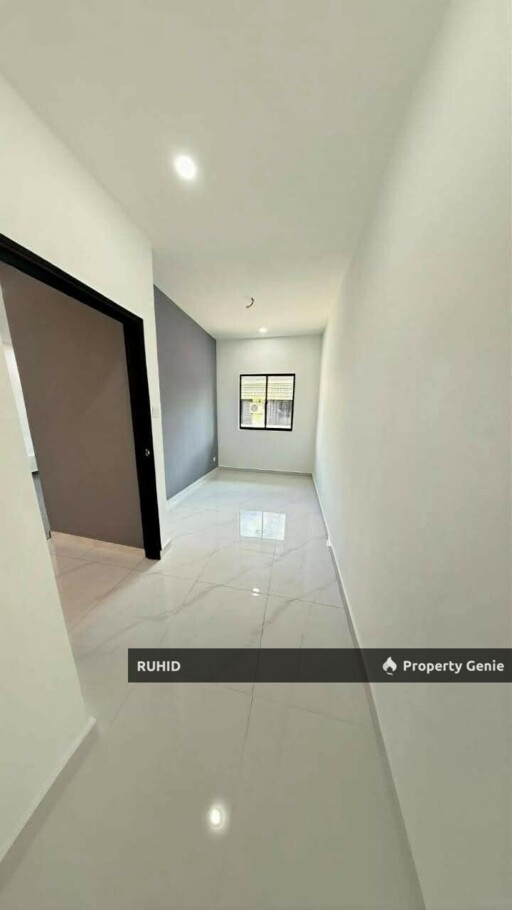 Single Storey Terrace House for Sale in Bandar Baru Seri Alam, Masai | Unblock View | Fully Renovated