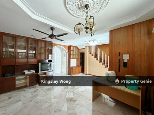 First Garden Renovated Double Storey Terrace House Near Falim Silibin Menglembu