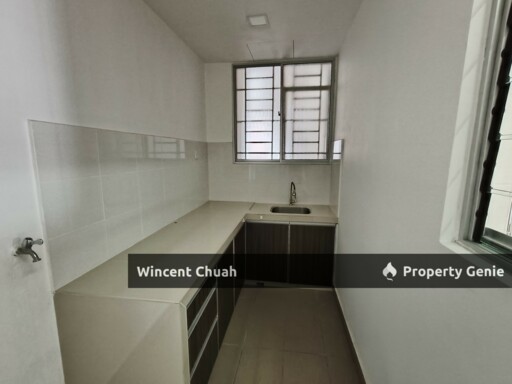 (KLCC View) PV21 Setapak with Two Parking, Very Well Maintained Unit