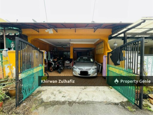 Jalan Adenium Bukit Beruntung Double Storey For Sale