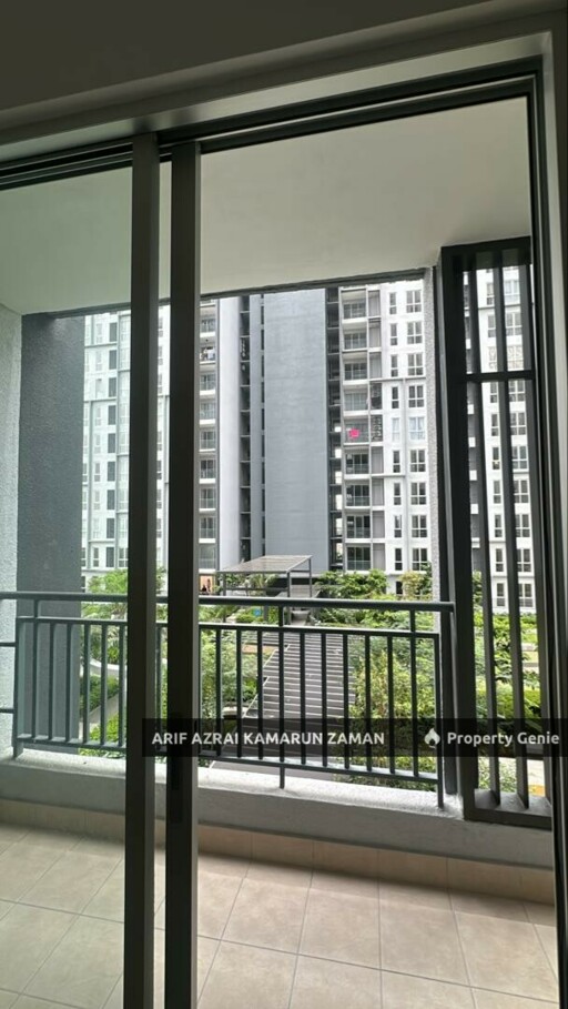 [Partly Furnished] Lakefront Residence @ Cyberjaya | 3R2B | RM2,100/month