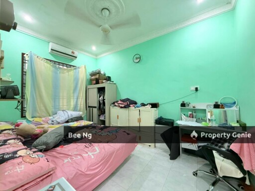 Taman Nusa Bestari 2 End Lot Single Storey