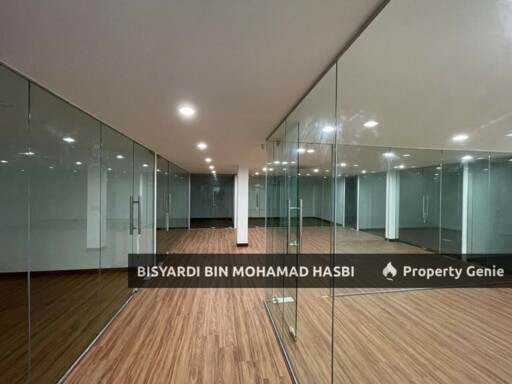 (FACING MAIN ROAD) CORNER LOT FACTORY WAREHOUSE, BANDAR BUKIT PUCHONG .