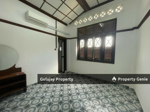 1 Storey Bungalow Retro Style At Limbongan For Sales