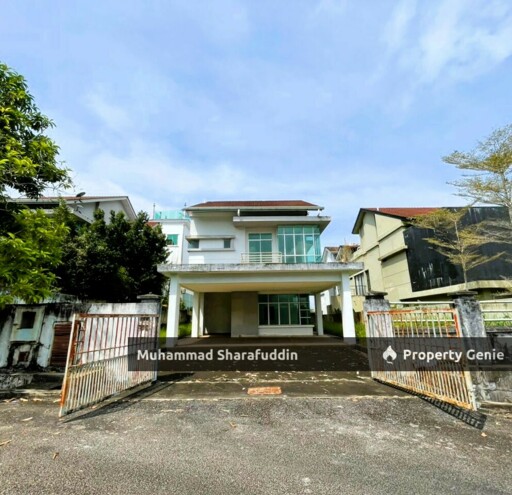 DOUBLE STOREY BUNGALOW LINK BUKIT ISTANA | BELOW MARKET!