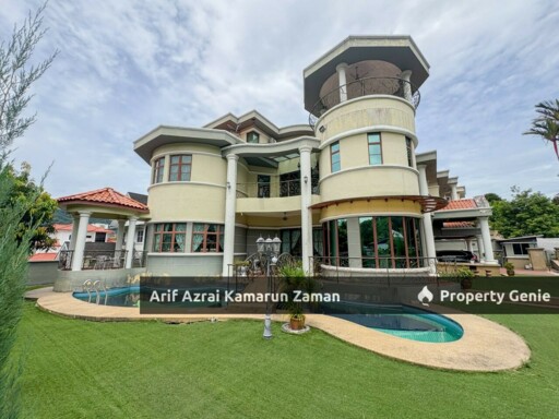 [For Sale] 3 Storey Bungalow, Pinggiran TTDI, Kuala Lumpur | 6+1R7B | RM4,000,000