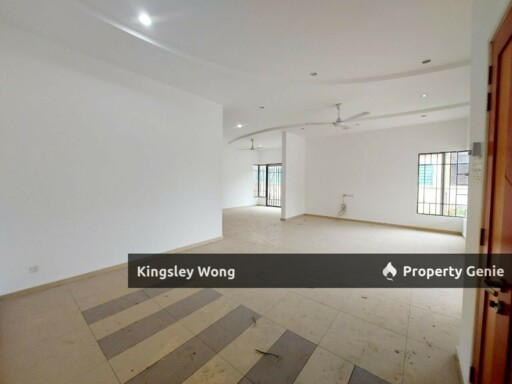 Bandar Seri Botani Double Storey Corner Semi D Freehold Rare unit Near Shoplot Schools Mall Hospital