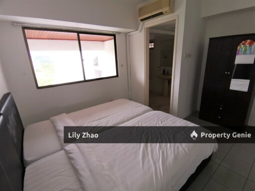 Fully Furnished Waikiki Condo with Sea View & Golf View for Sale @ Tg.Aru, KK City