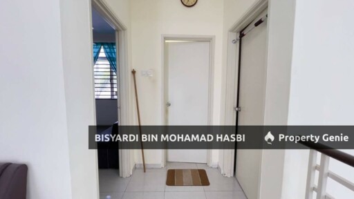 2 Unit Sekali Side By Side 1 Owner Renovated 1.5 Storey Bungalow Taman Senawang Perdana, Senawang.