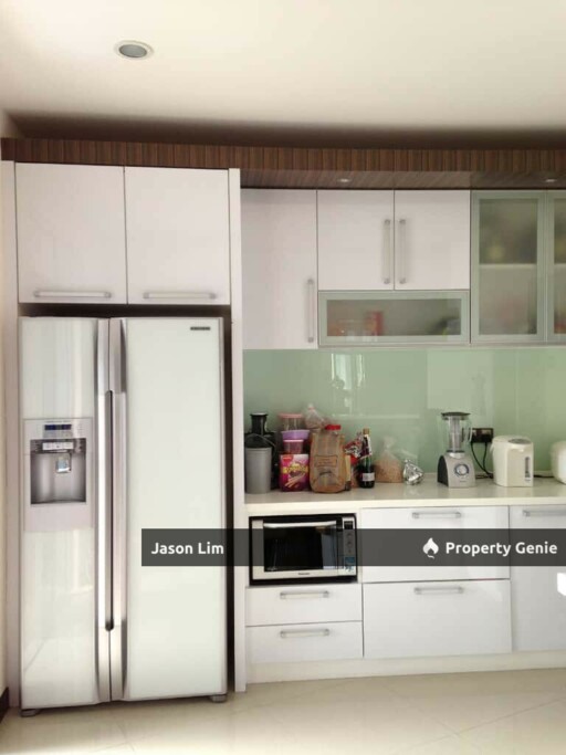 The View Luxury Condominium - Unblocked Seaview and Penang Bridge View