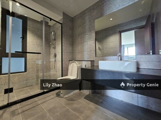 Jesselton Twin Towers A, 12th Floor, High End Condo for Rent, 3Bed 2Bath, 1,357 sf, Near QE2, Jalan Lintas, Kota Kinabalu City