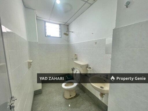 Refurbished Unit and Unit Near Lift @ Garden Park, Sungai Long Kajang