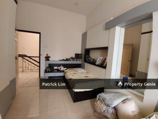 Taman Pertam Jaya Double Storey Terrace House (For Sale)