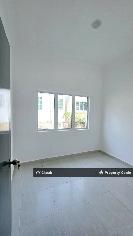 Lapangan Perdana Near Botani Ipoh Single Storey Inter-Corner House Fully Renovated and Refurbished, Great Location Freehold