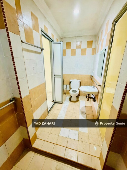 Cahaya Alam U12, Shah Alam | 2-Storey Terrace 4 Bedrooms | RM650K - Renovated Unit with Extended Hall and 4mins to Shop