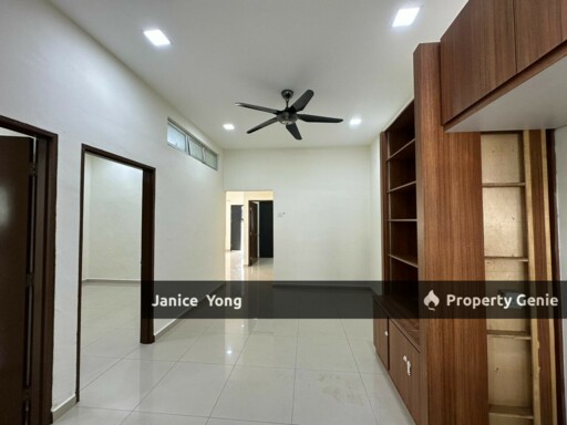Taman Perling Jalan Camar 8