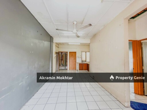 Freehold & Corner Lot | Nilai Perdana Apartment, Nilai Negeri Sembilan.